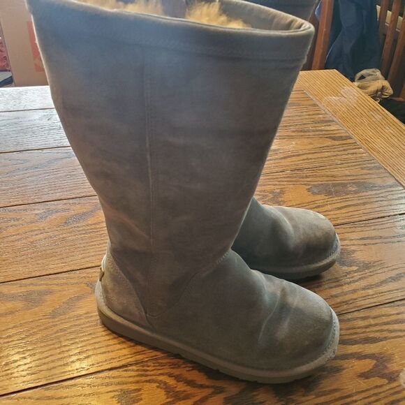 Ugg grey tall classic boots sz 6 - Picture 2 of 6